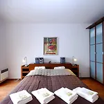아파트 & Sun Wellness *
